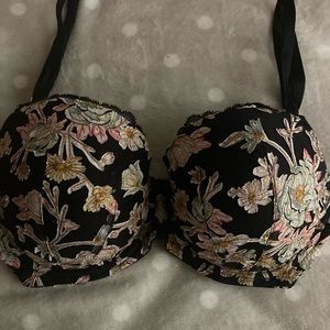 Victoria’s Secret Bra